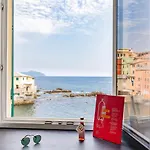 Aurora 20 A Boccadasse By Wonderful Italy
